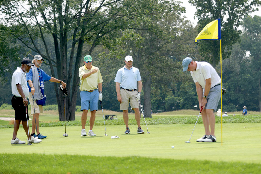 Alumni Hall Bucs, Etsu Columbia Golf Omni- Wick Set Polo Alumni Hall